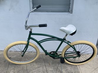 CRUISER BIKE LIKE NEW, HAS NO OXIDE, ALL ITS PARTS ARE NEW $ 170