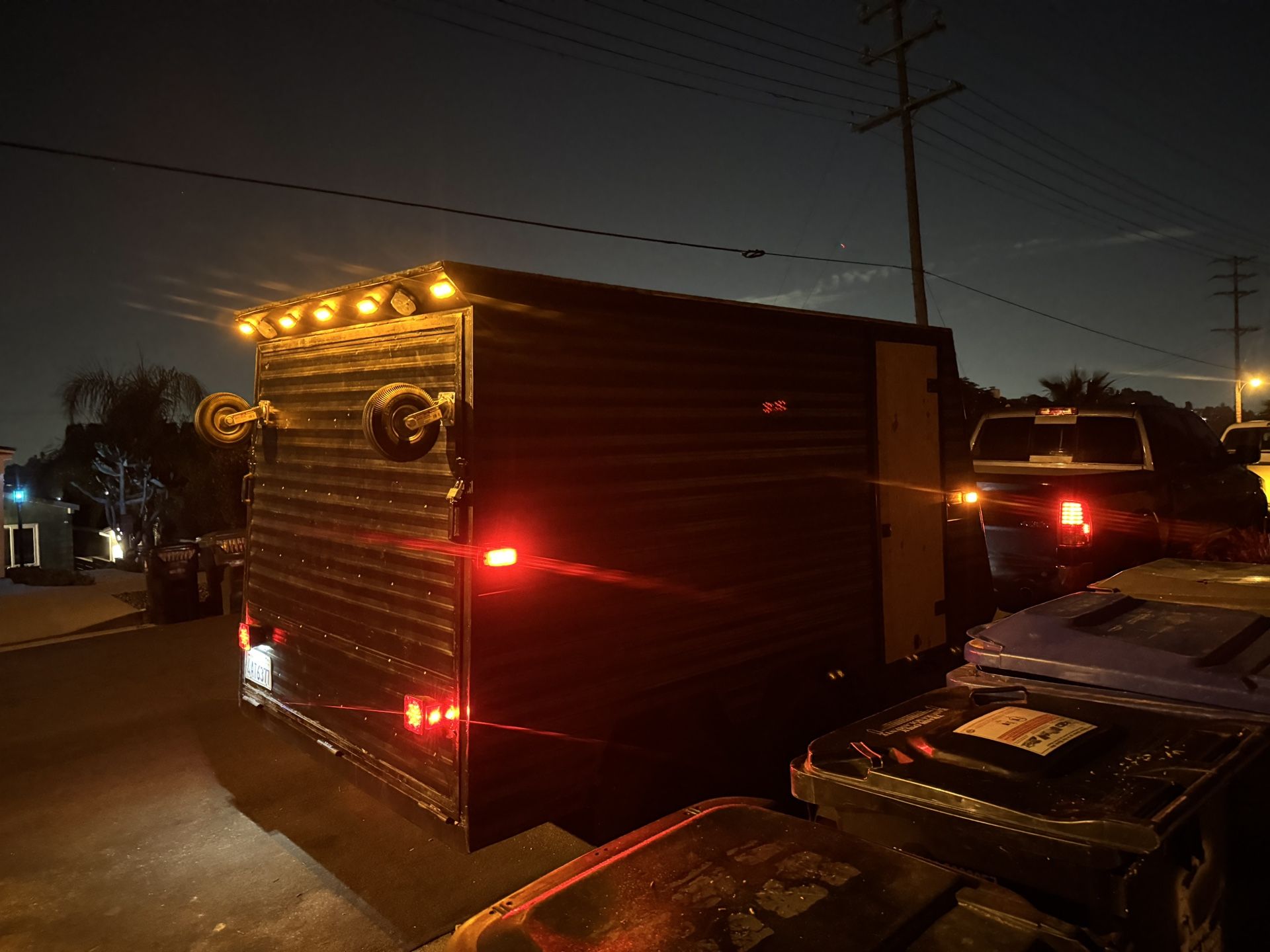 Enclosed trailer Box trailer Utility trailer