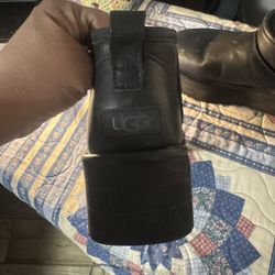 UGG  BLACK LEATHER ULTRS MINI