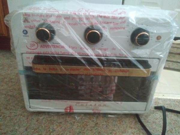 Colson XL Air Fryer!!! Brand New!!!!