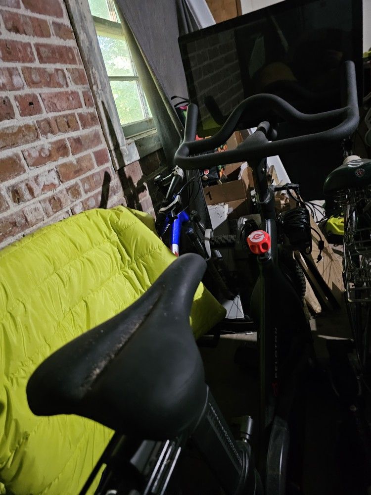 Peloton Bike