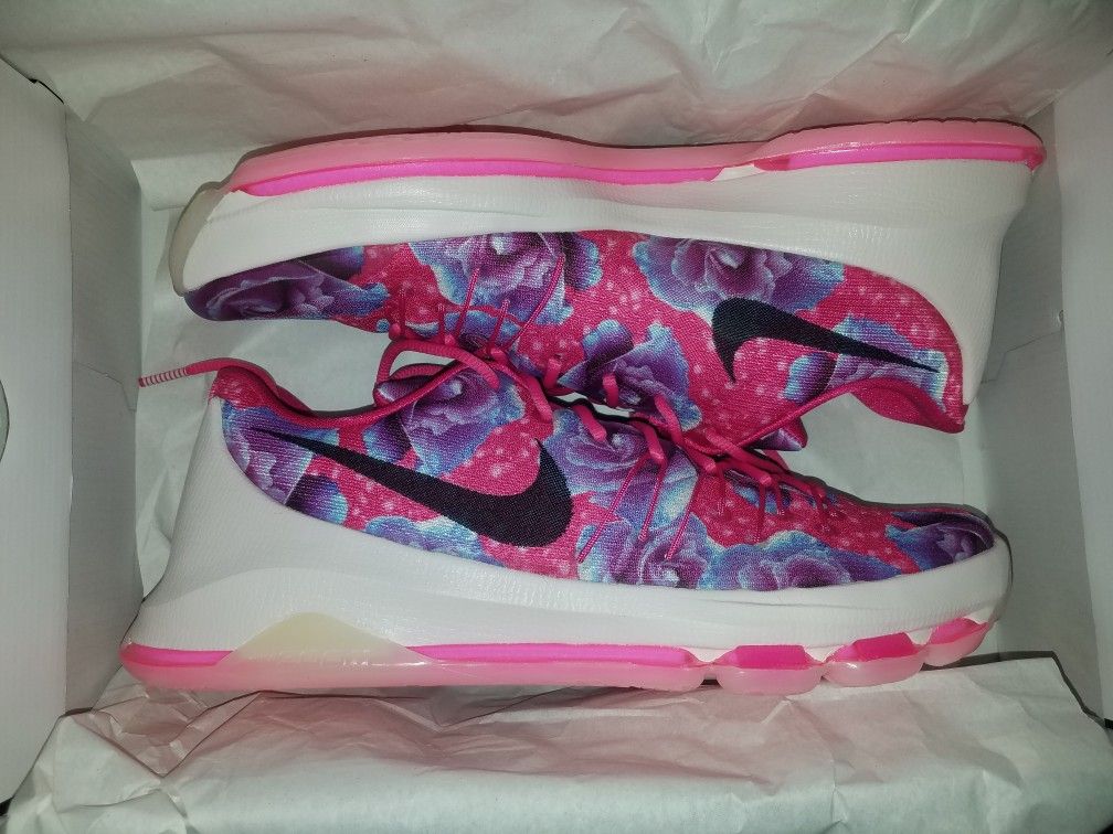 Nike KD 8 "Aunt Pearl" size 12 brand new never worn in original box