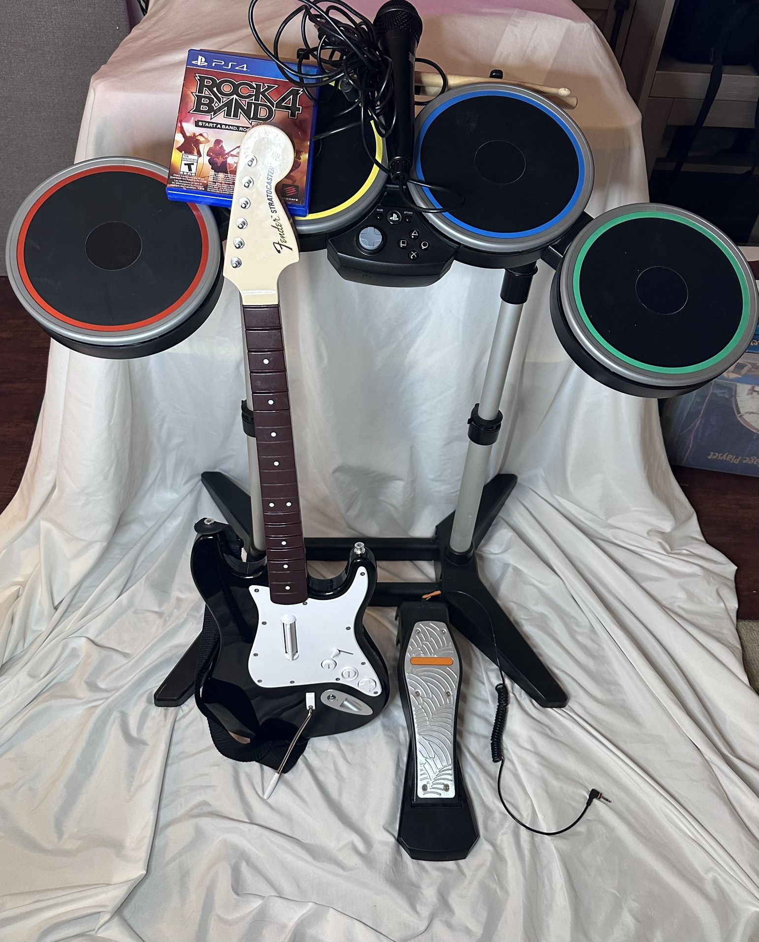 Rockband 4 PS4 Bundle