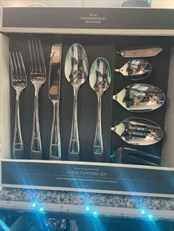 45pc  18/10 Stainless Steel Flatware Set 