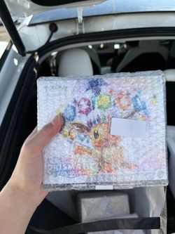 Pokemon Prismatic Evolution ETB