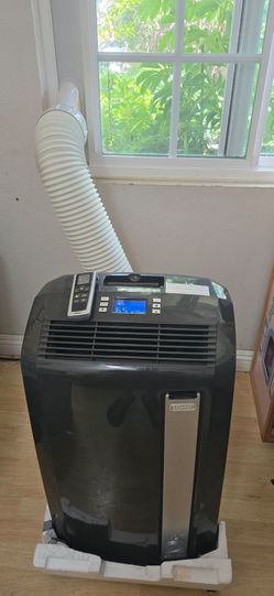 De'Longhi Pinguino 4-in-1 Portable Air Conditioner & Heater (PAC AN125HPEKC 1A)