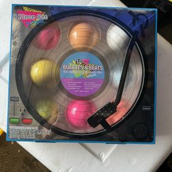 BUBBLES & BEATS You Spin Me Bath Bomb Set