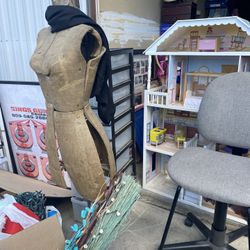 Cleaning Out My Storage 