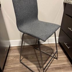 Set Of 4 Chairs