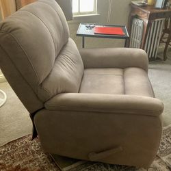 3 Month Old Recliner-clean