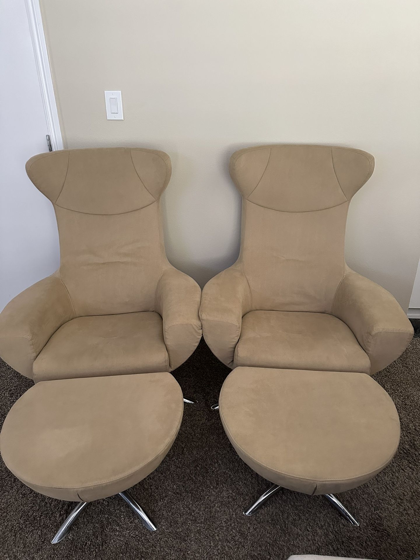 BALOO CHAIR & OTTOMAN By FJORDS 