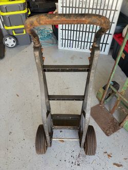 Heavy-Duty Hand Truck / Dolly – 600 lb Capacity