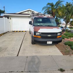 2007 Chevy Van 