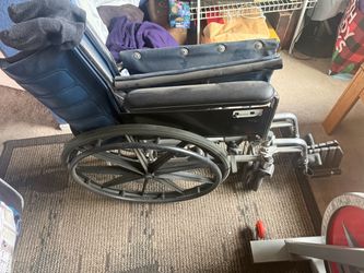 Manual standards wheelchair