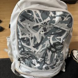 Nike trout camo baseball softball backpack 
