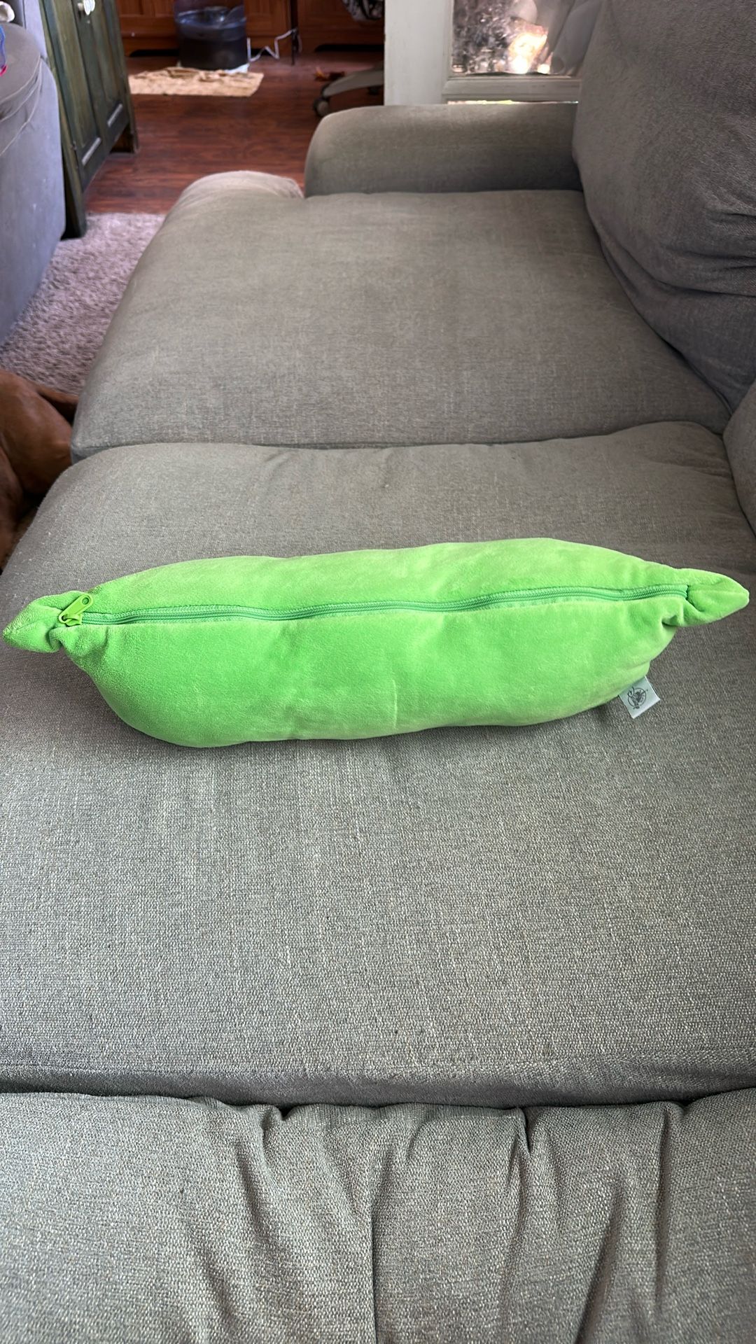 In Excellent Condition. No Rips, Tears, Stains Or Holes