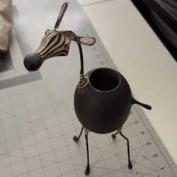 Small Giraffe Container 