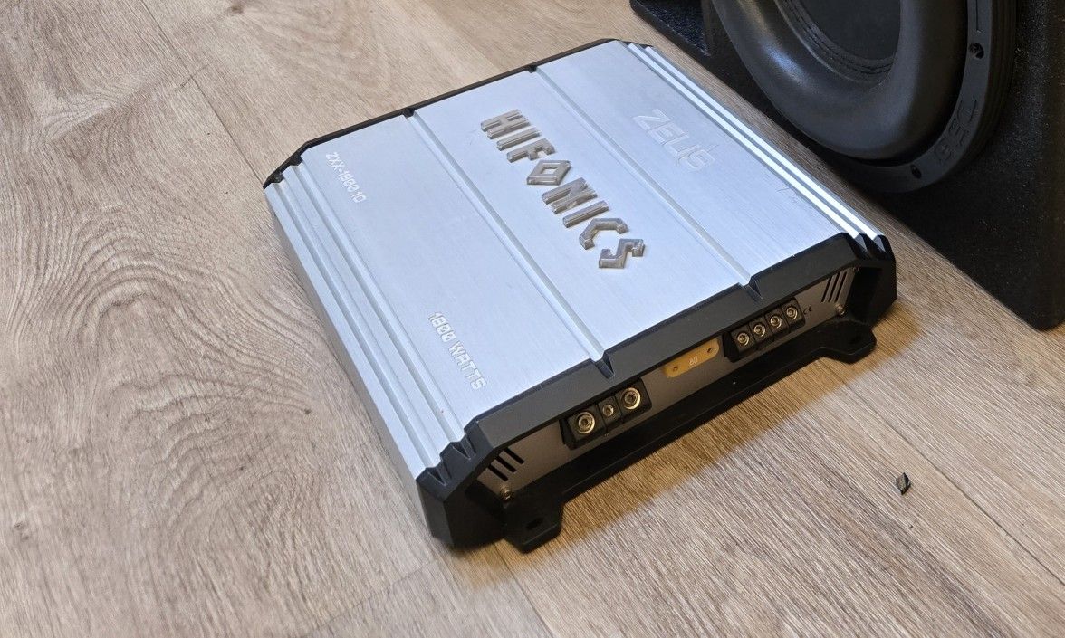Hifonics Zeus ZXX-1800D