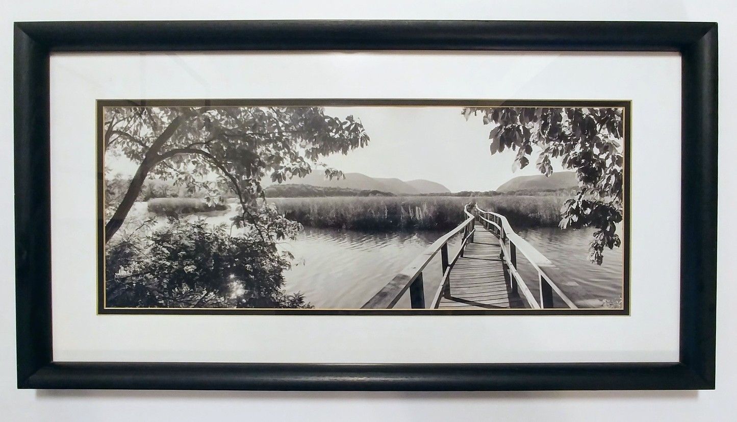 Photo print and frame. Eric Lindbloom