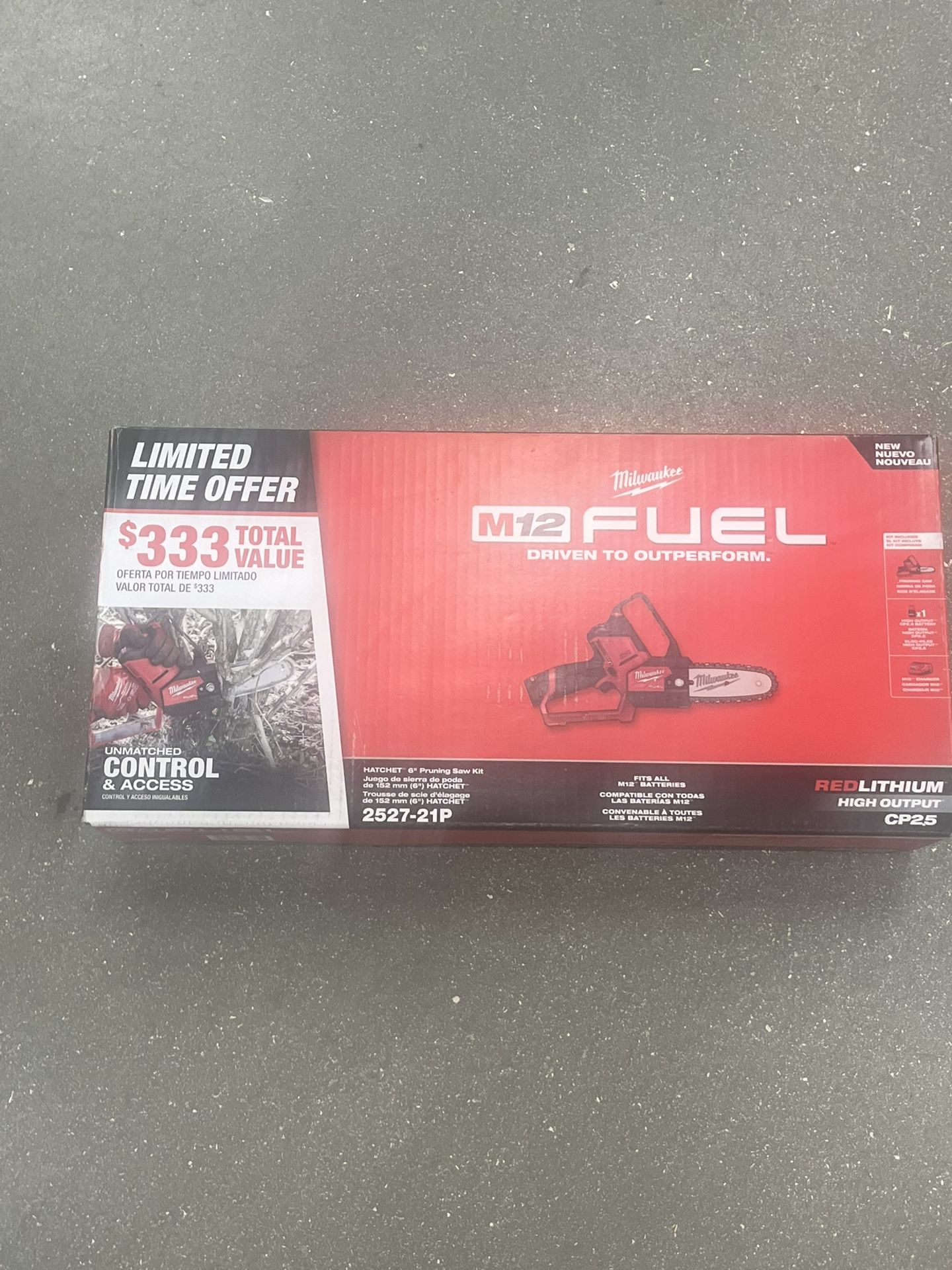 Milwaukee M12 FUEL HATCHET 6" Pruning Saw Kit (model 2527-21P)