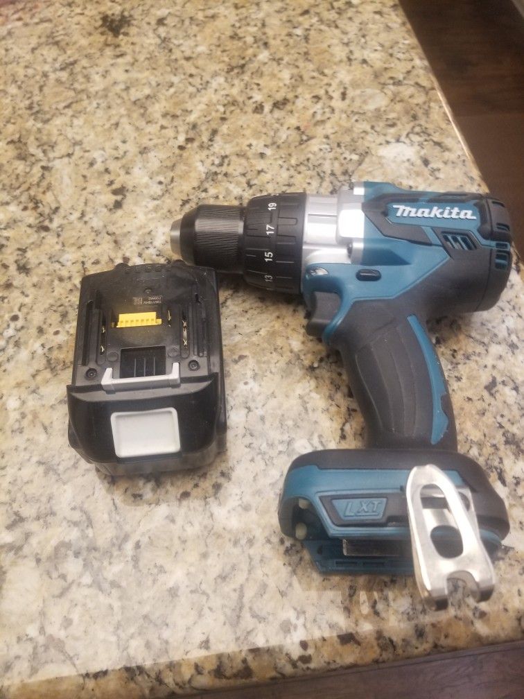 Makita 18 Volt Brand New Battery And Drill