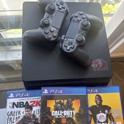 Sony Playstation 4 Slim