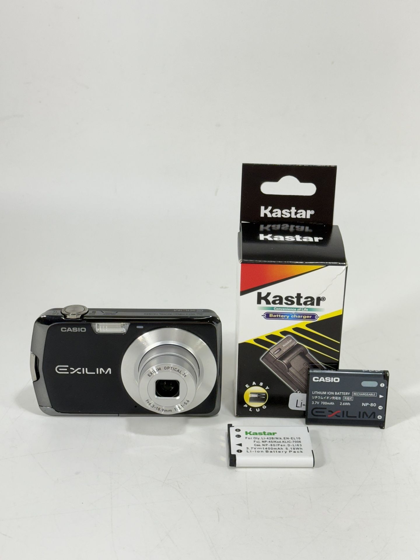 Casio EXILIM EX-S5 Black 10.1MP Digital Camera 3x Zoom with Battery & Charger