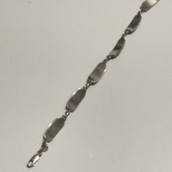 Real silver celtic knotwork bracelet 7" length