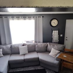 Free Couch 