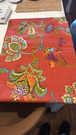 World market runner