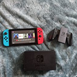 Nintendo Switch 