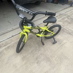 18” kids bike with training wheels