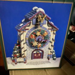 Chrystal Falls Village Clock 