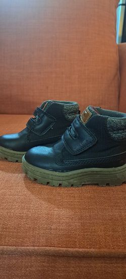 Toddler shoes