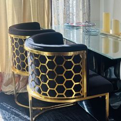 4 Black and golden valvet and steel