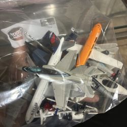 Toy Airplanes 