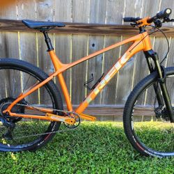 Trek Roscoe Mountain Bike - Upgraded 