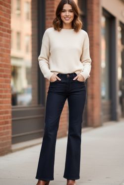 ✨ Classic Tory Burch Flared Jeans