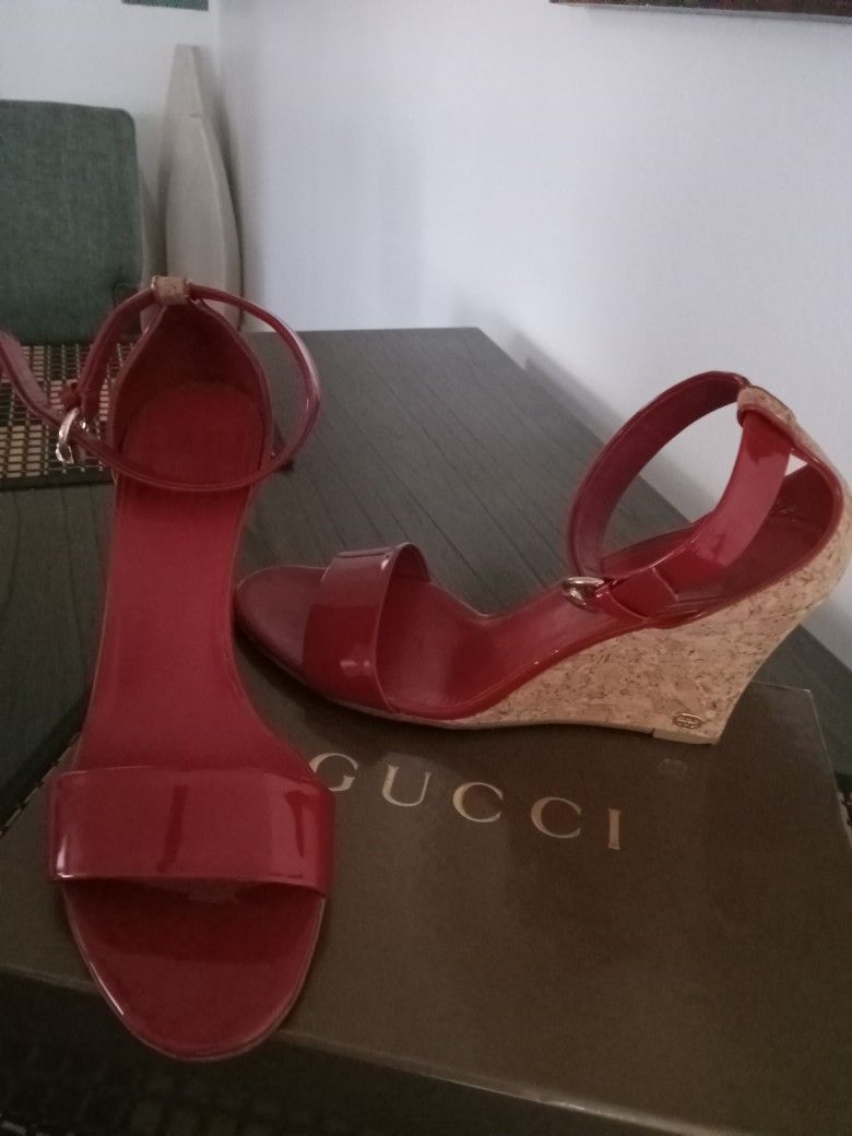 Red Gucci wedges Sandals