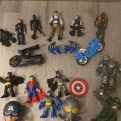 Super Heroes Figures $10
