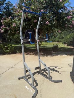 Power tower workout equipment