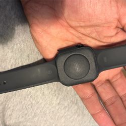 APPLE WATCH BRAND NEW 