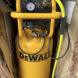 Dewalt Air compressor 15 Gallon 