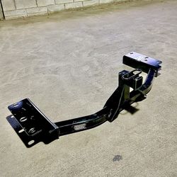 Curt Class III Trailer Hitch Receiver 13438