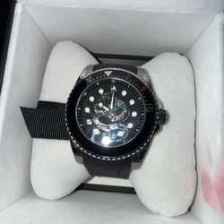 Gucci Dive Watch Great Condition
