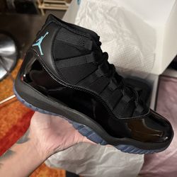 Jordan 11 Gamma size 10.5