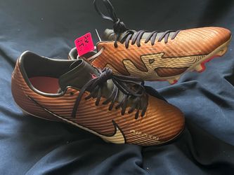 Soccer cleats