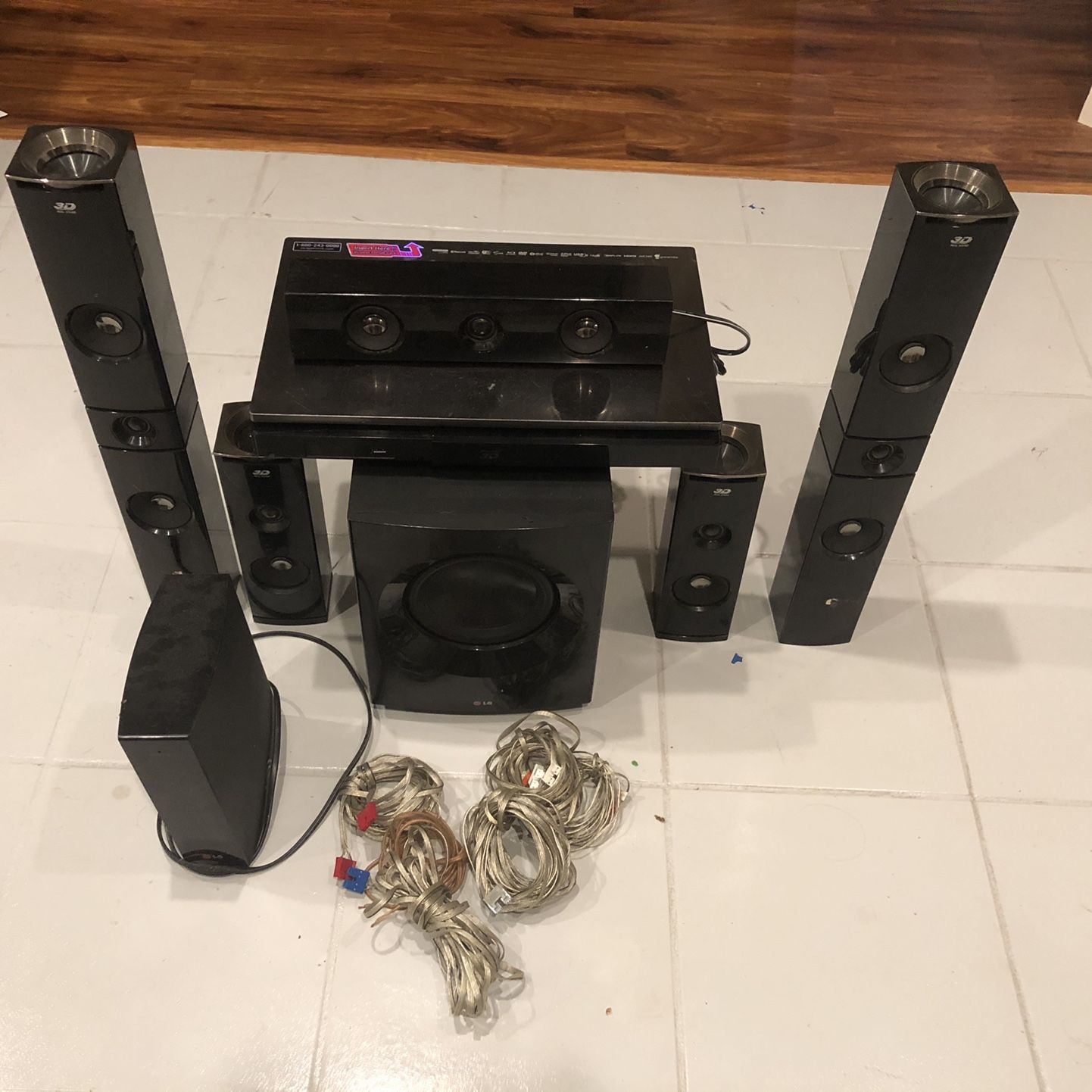 LG BH9431PW 3D Blu-ray Home Threater 9 Channel Audio