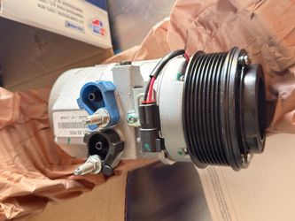 A/C Compressor for Ford F-250 Super Duty 2011–2016 6.7L Diesel – Carquest T98322