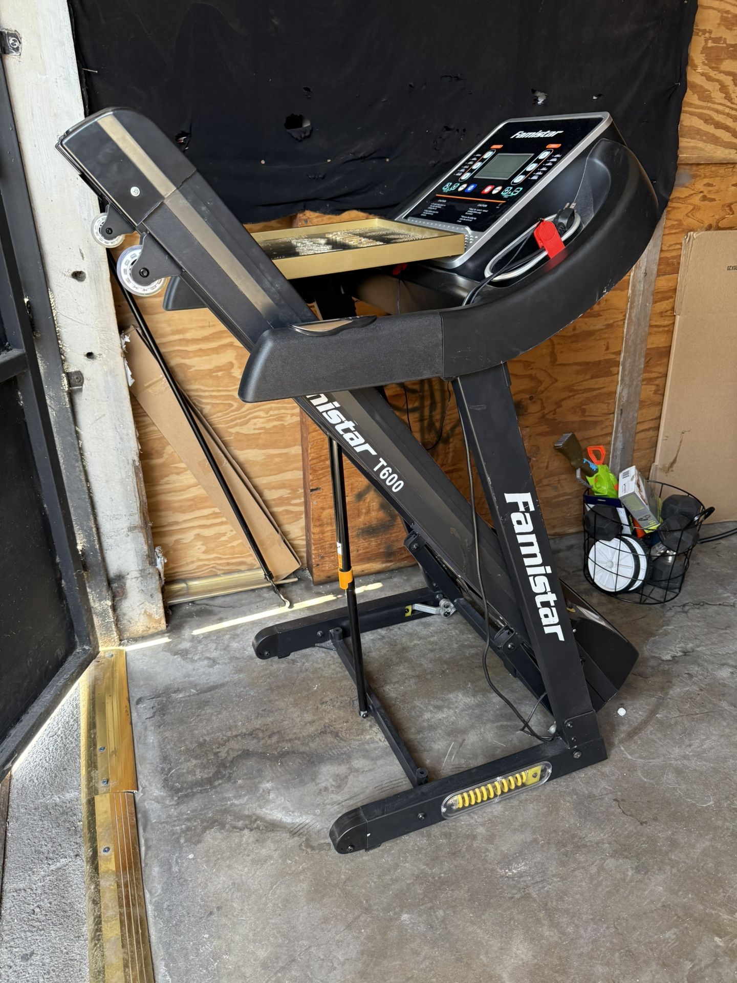 Famistar Treadmill